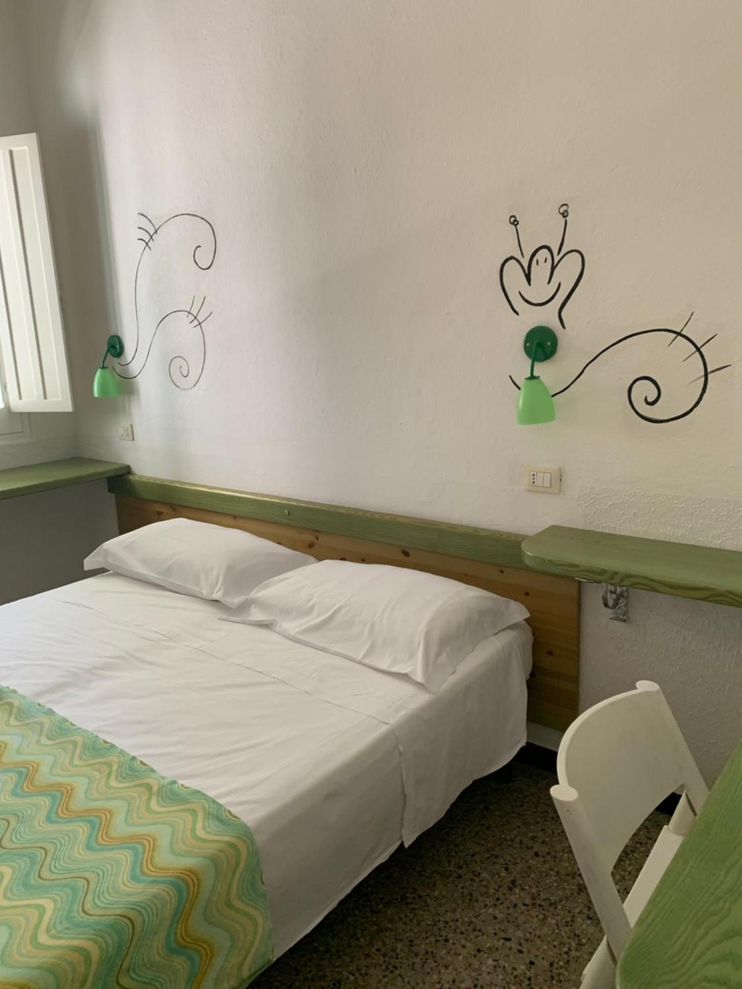 Hotel Splendor Тортолі Екстер'єр фото